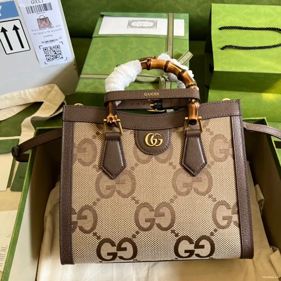 with bag GG jumbo tote Diana small Gucci 0602
